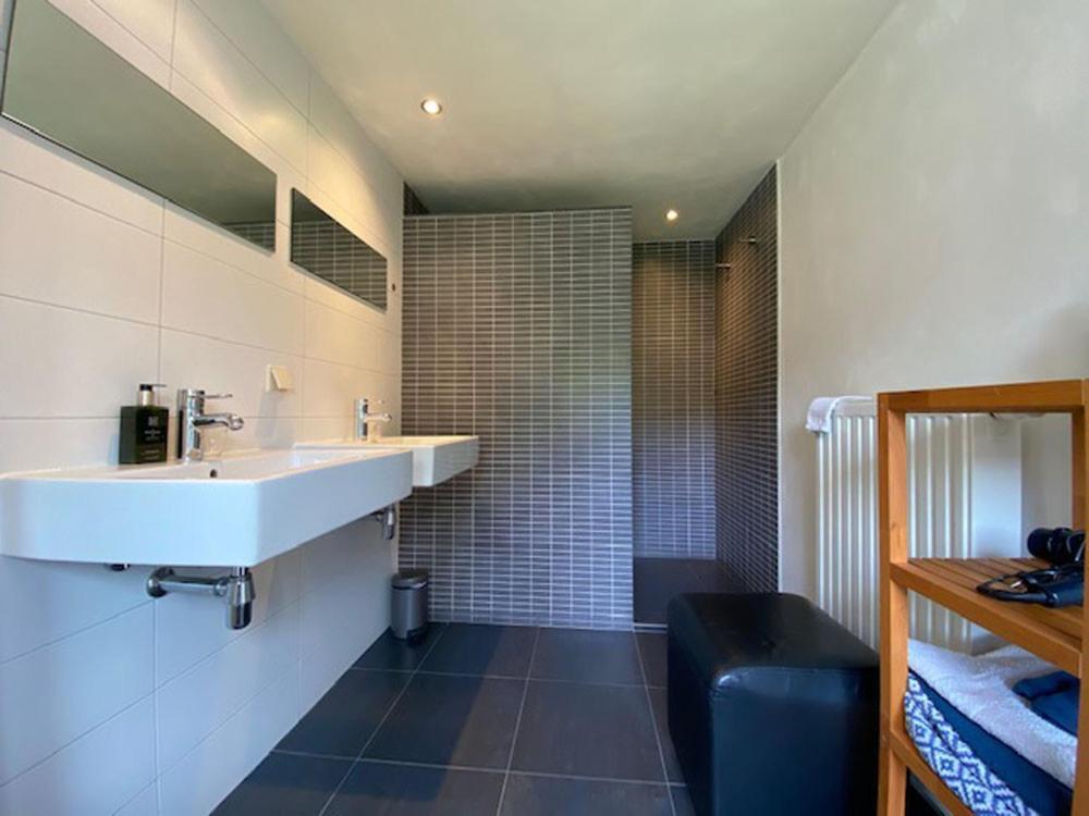 B&B Van Basten Batenburg 斯莱纳肯 外观 照片